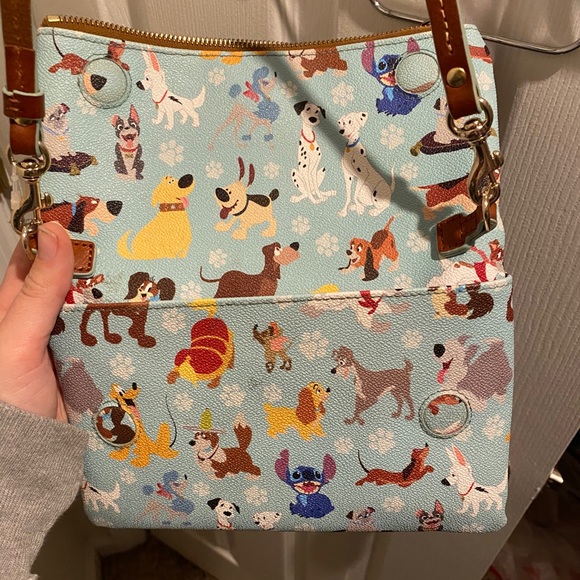 2017 Disney dog Dooney and Bourke in pastel blue - Picture 3 of 5